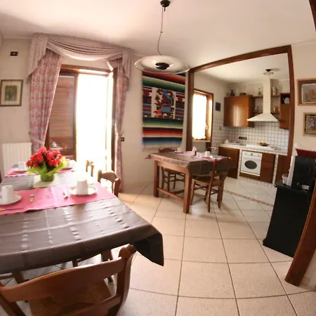 Sigismondo Castromediano Bed & Breakfast 2*